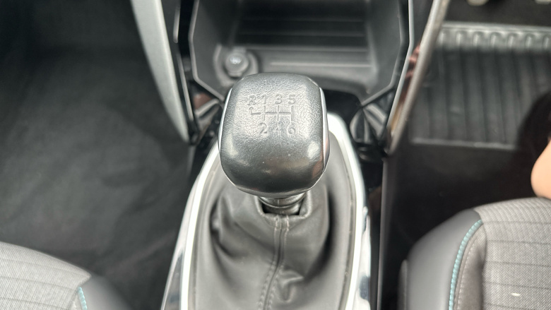 Peugeot 2008 1.2 PureTech Allure Premium 5dr Petrol Estate